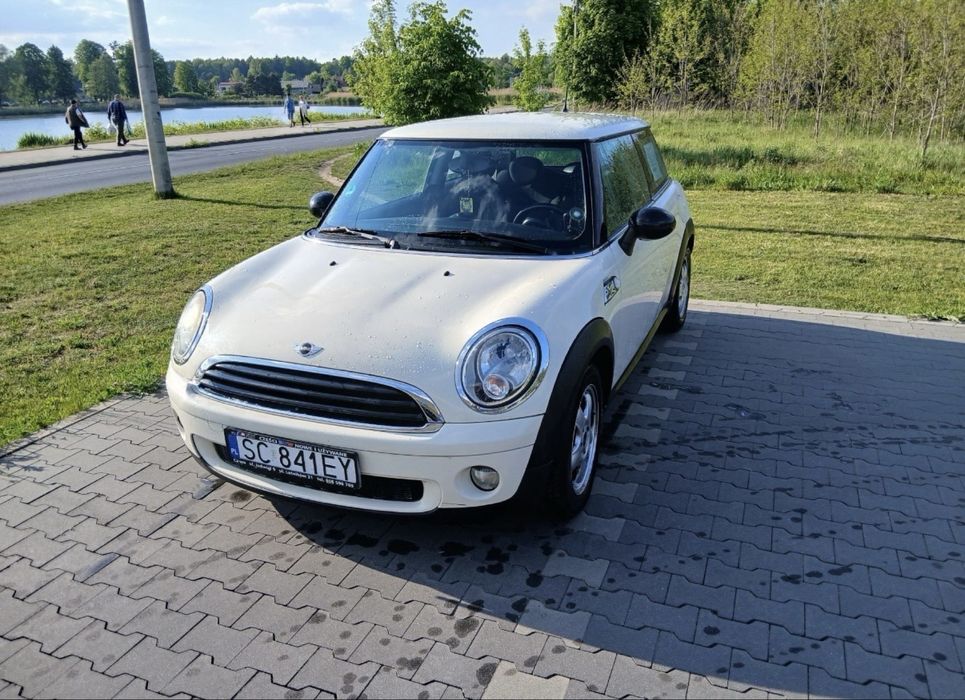 MINI Cooper 1.4 benzyna 92 KM – sprawny technicznie