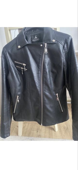 Жіноча куртка косуха