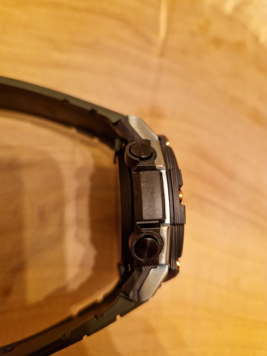 Casio G-Shock GST-B300XB-1A3ER  oryginalny