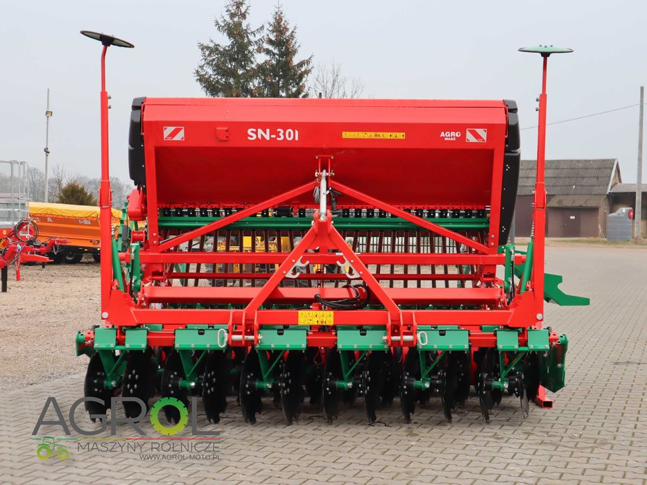 Zestaw nabudowany siewnik SN301 agregat talerzowy Agromasz