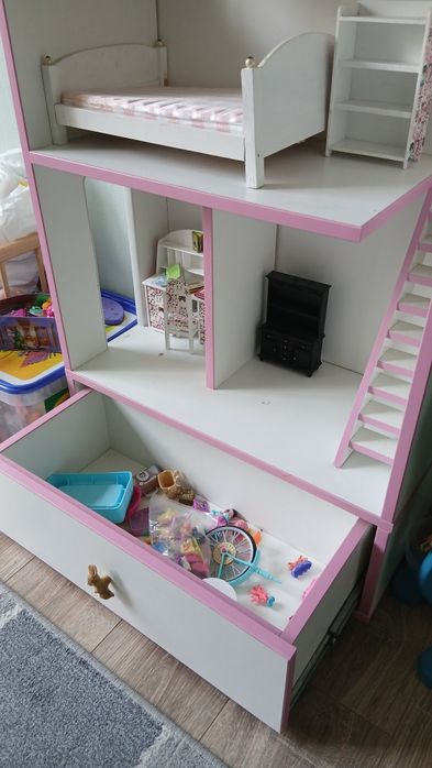 Ляльковий будинок