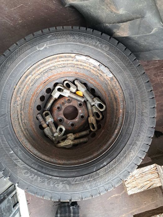 Klamry Kola blizniacze 650/65R42