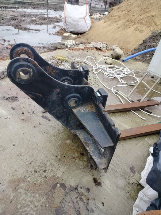 Widły do palet koparka Atlas