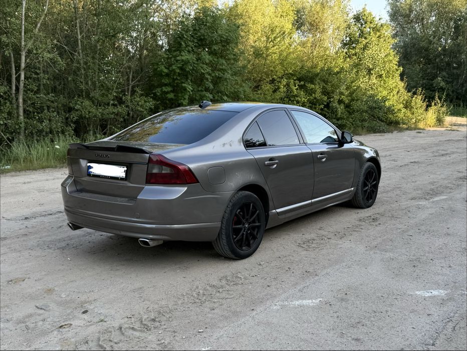 Volvo S80 2.4 D5