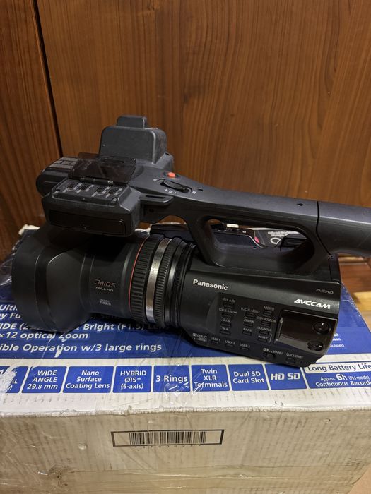 Відеокамера Panasonic AG-AC90