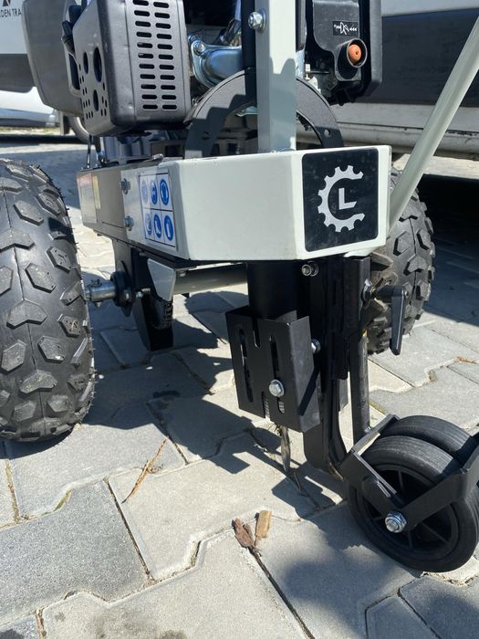 Maszyna do układania przewodu robot koszący LUMAG KVM500