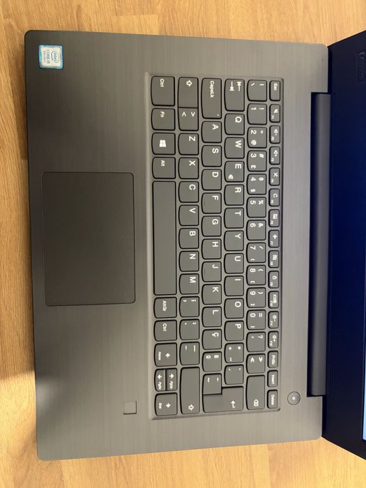 Portatil Lenovo V330 i5 12Gb RAM