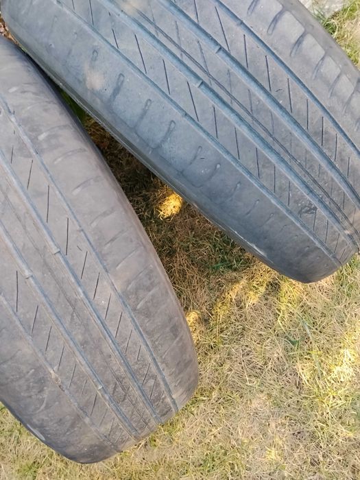 Pneus 185/60-15 Kleber 20€/par