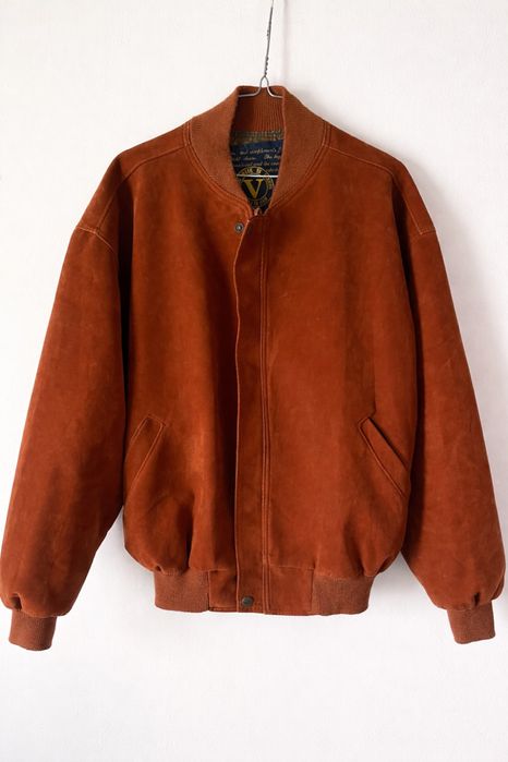 Bomber jacket Italiano (juntamente com mais 3 casacos incluidos)