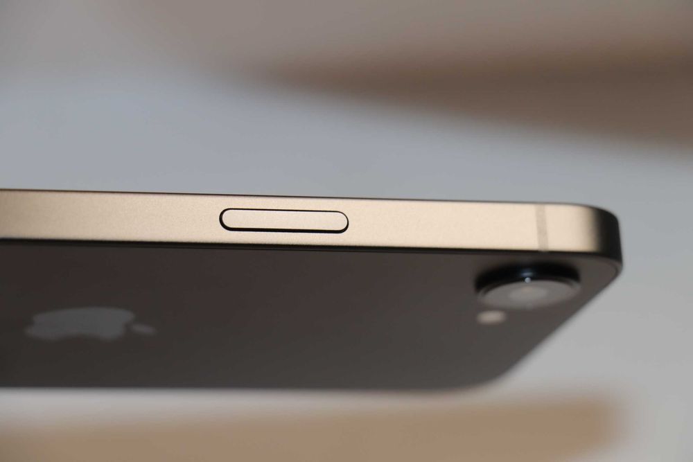 Apple iPhone 16e 128GB Black, NEW! Є  7ШТ!   Під MDM