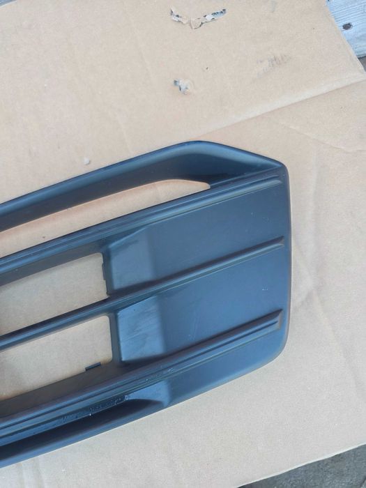 Kratka zderzaka przód lewa Audi Q5 80A OE