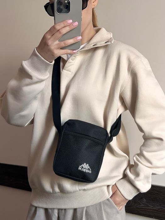 Сумка через плече з лого Каппа/Kappa | Месенджери | Опт та роздріб