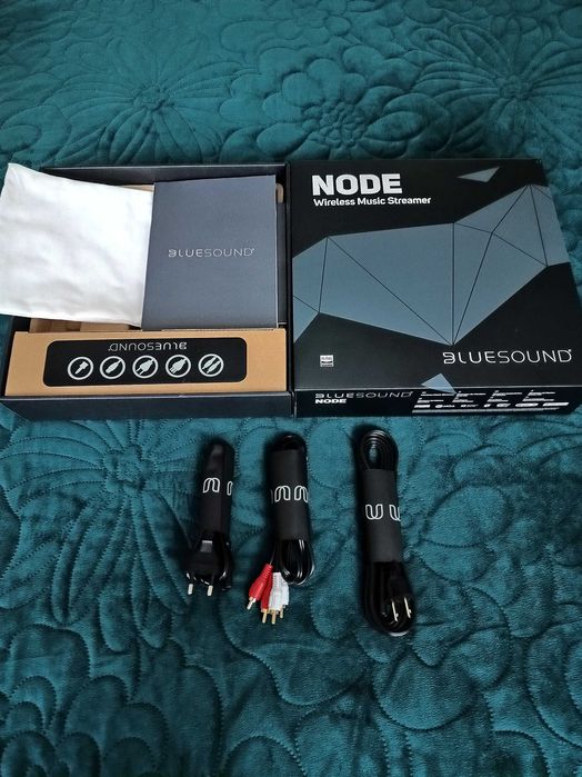 Bluoesound Node wspaniały Streamer w białym kolorze