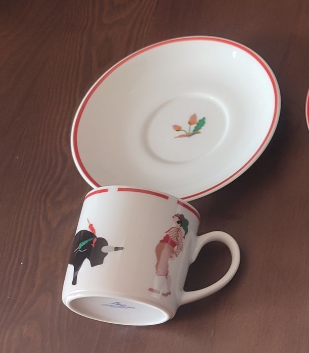 Conjunto 4 Chávenas de Café Vista Alegre - Motivos Ribatejo / Campinos