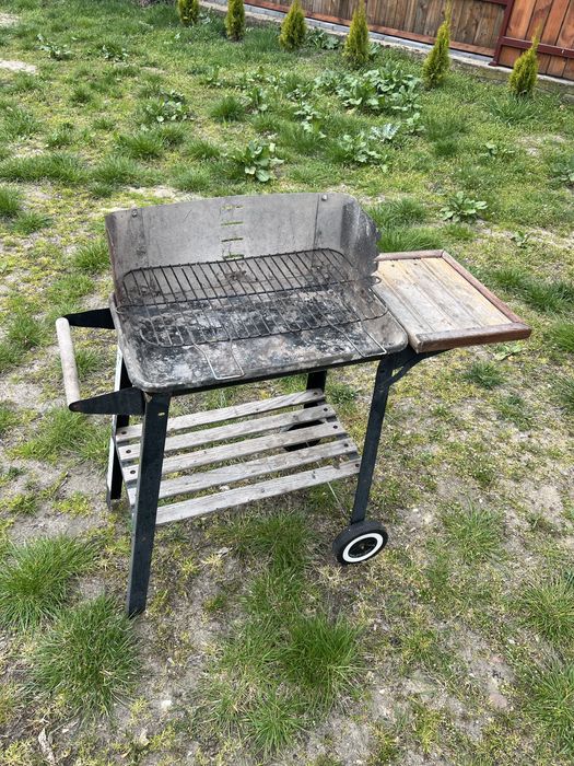 GRILLMEISTER Grill na kółkach GGW 84 uzywany