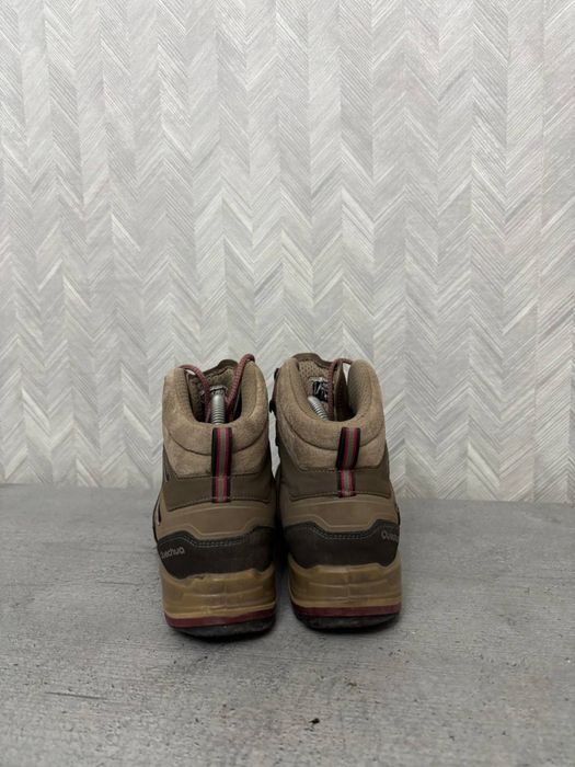 Черевики Quechua