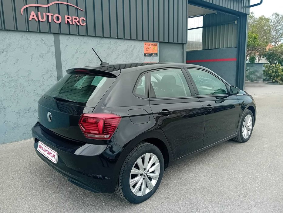 VW Polo 1.6 tdi ( pequeno sinistro )