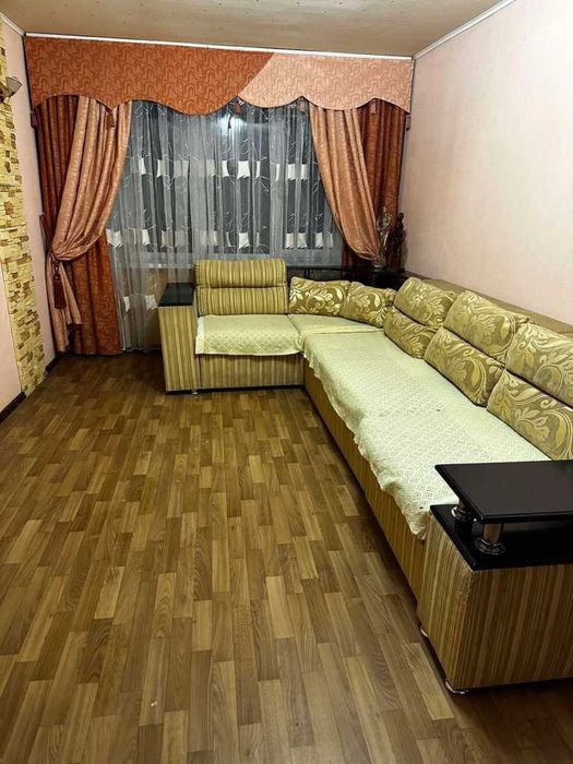 Трикімнатна квартира у центрі