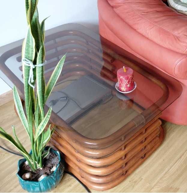 Mobilia de sala em bambú