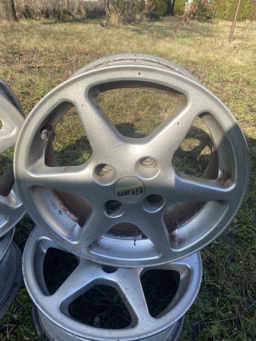 Alu felgi 15” 4x114,3 Titan
