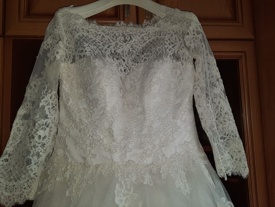 Весільна сукня б/у в дуже гарному стані
