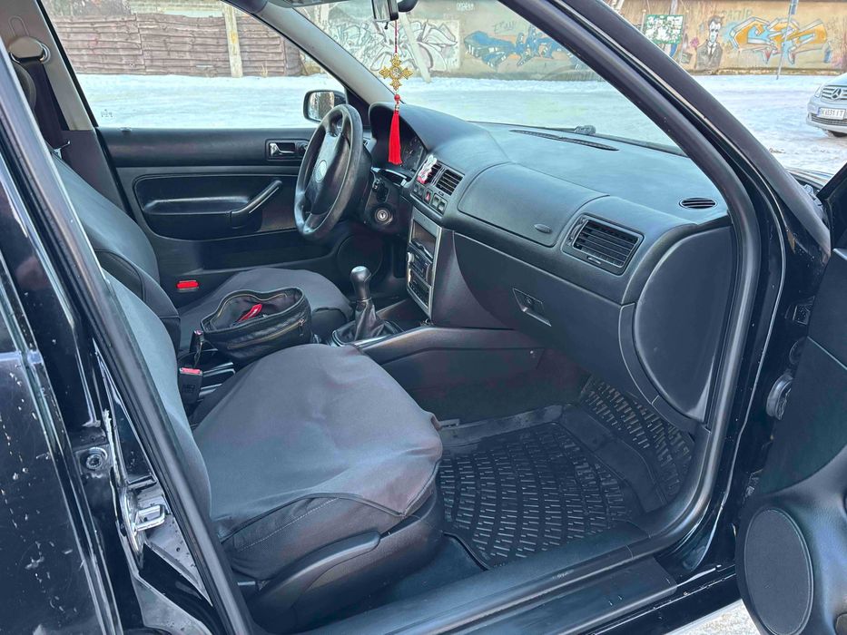 Volkswagen Golf 1998