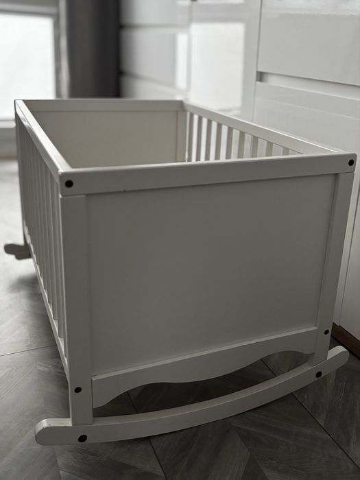 Biała  kołyska/ łóżeczko dziecięce