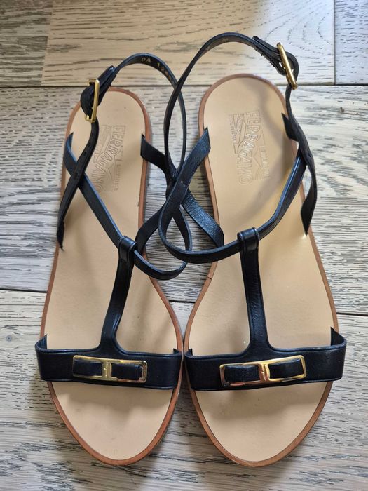 Sandałki Salvatore Ferragamo R.38