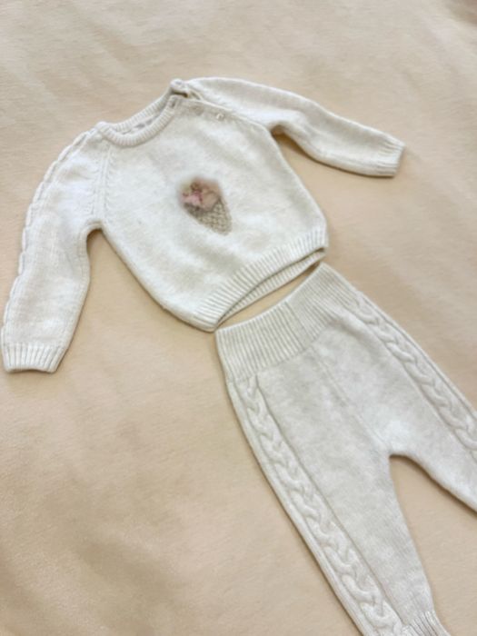 Костюм 92 р. 1.5-2 р, буде довше. Теплий коостюм