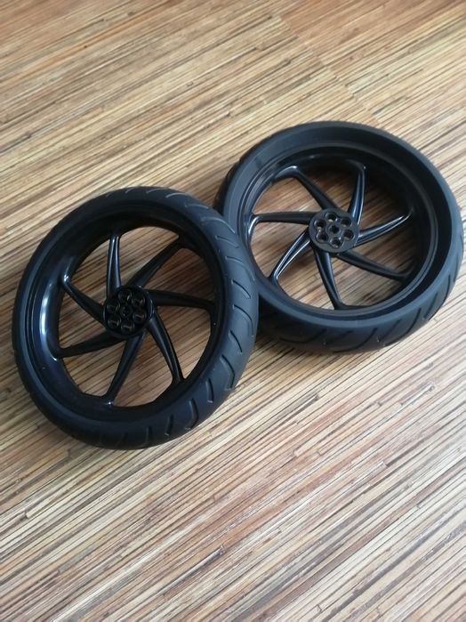 Деталі Lego technic . Колеса. Панелі. Рамки.