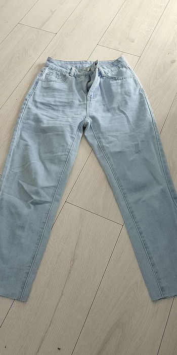 Spodnie dżinsowe damskie