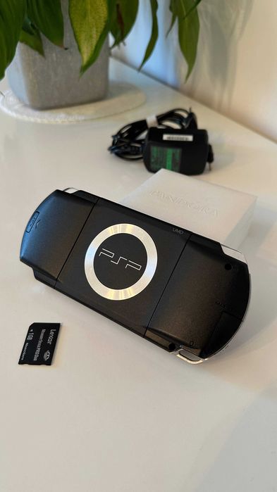 Sony PSP 1000 Desbloqueada + Carregador + Cartão Memória