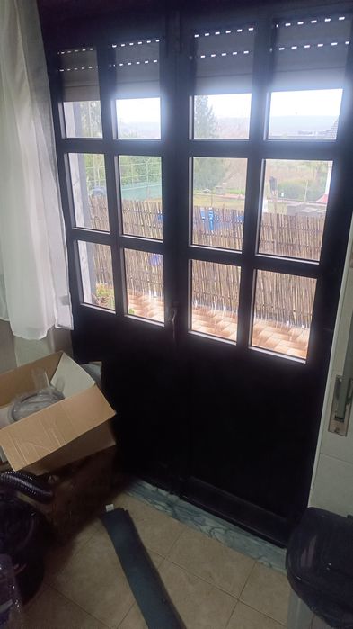 Portas janelas e estores