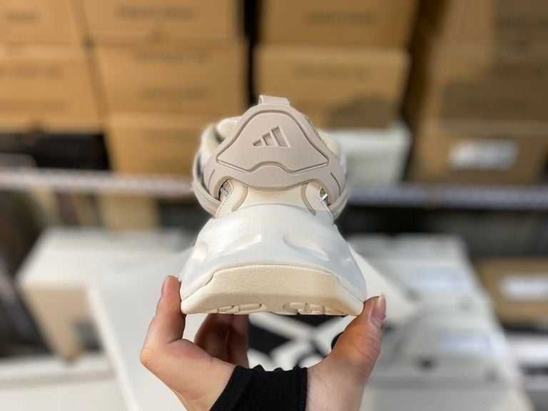 ‼️ БЕЗ ПЕРЕДОПЛАТИ ‼️Кроссовки Женские Adidas Vento XLG Runner Deluxe Beige /Кросівки Жіночі Адідас Венто