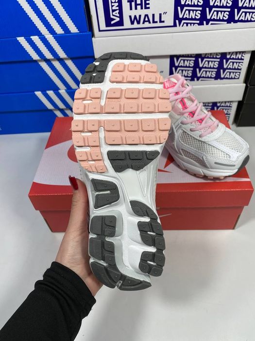 Nike Vomero 5 white pink / женские кроссовки / кросівки найк 38 39 40