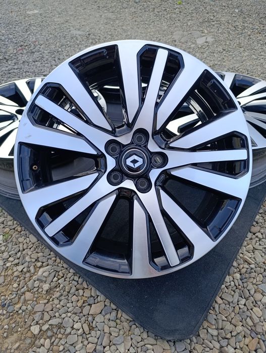 Диски 5*114.3 R19 Renault Nissan