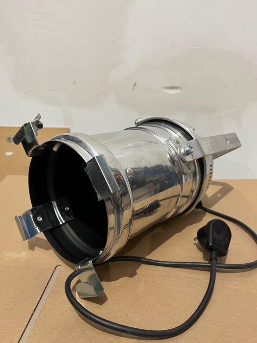 Oświetlenie sceniczne