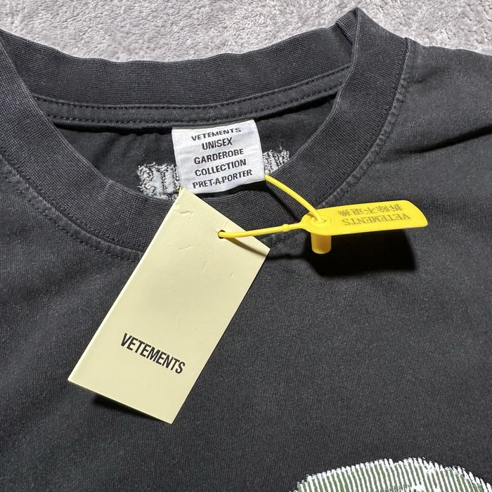 Футболка Vetements DVD S M L