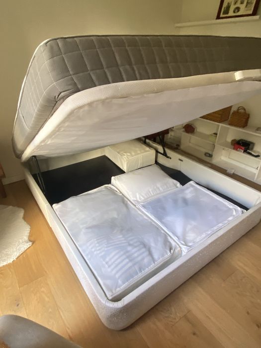 Cama de casal com arrumacao 1,60x2,00 e colchao latex incluido