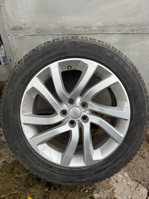 Шини з дисками на Range rover