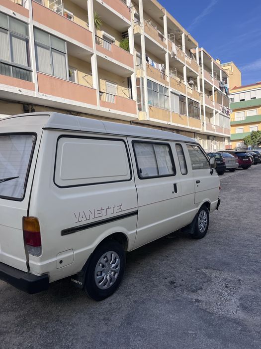 Nissan Vanette  *RESTAURADA*