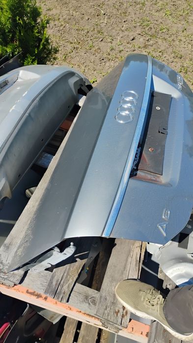 Klapa bagażnika audi a6 c6