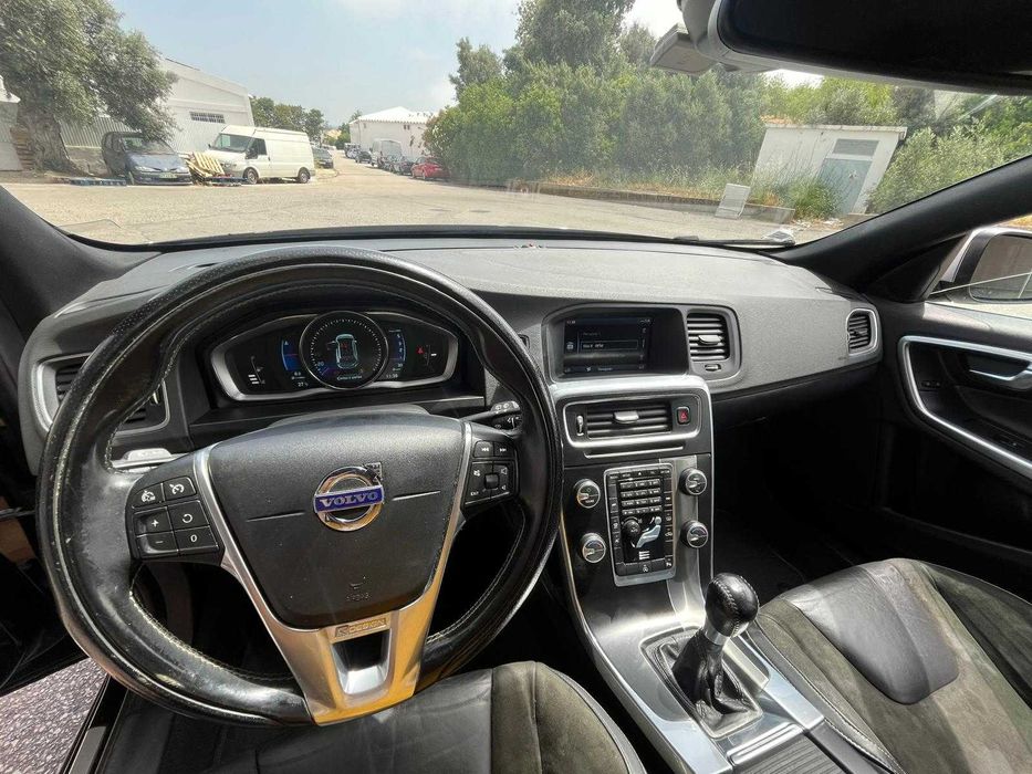 Volvo V60 1.6 D2 Drive R-Design