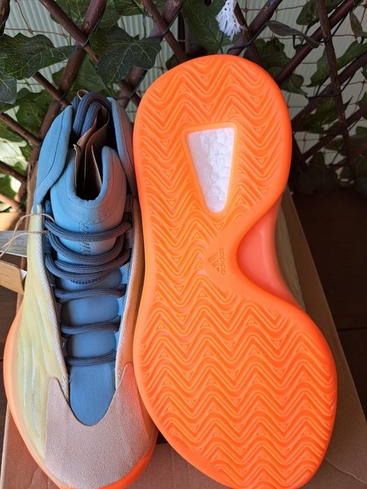 Adidas Yezzy QNTM