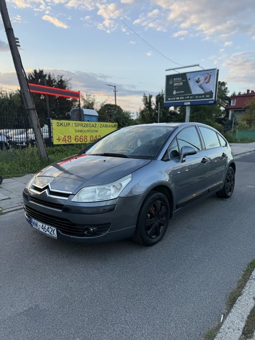 Citroen C4 / 1.4 benzyna / manual / klima