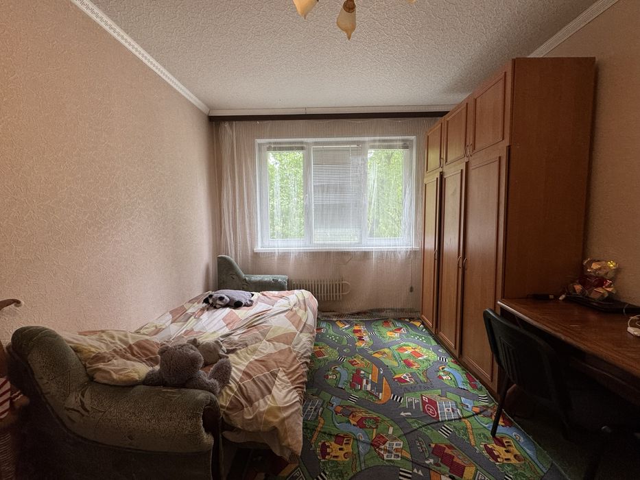 Продам 3к квартиру на Салтовке ,просп Юбилейный 32а