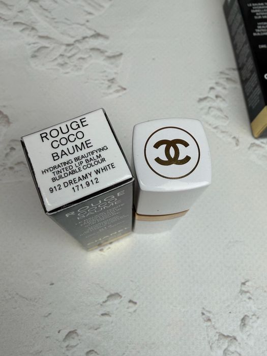 Бальзам для губ Chanel Rouge Coco Baume 912 Dreamy White