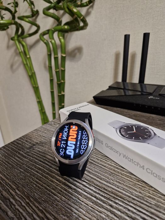 Смарт - годинник Samsung Galaxy Watch 4 Classic 46mm