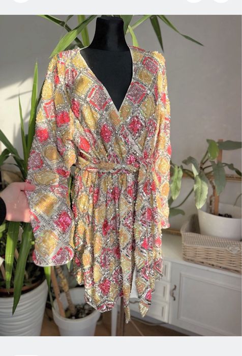 Asos cekinowa sukienka mini kopertowa 40 rochie