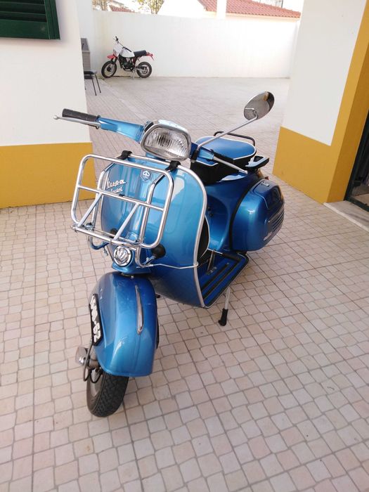Vespa 150  sprint impecável